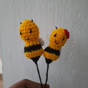 Couple Honey Bee